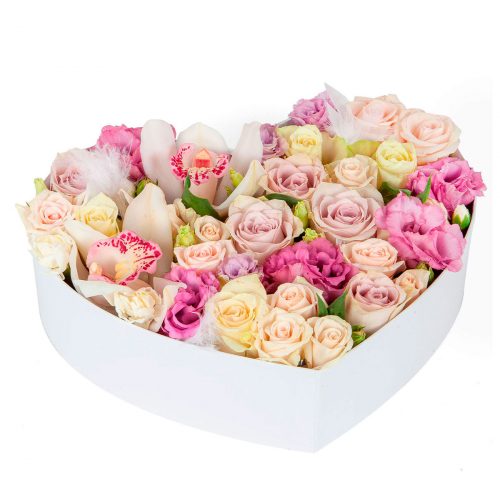 Цветы в шляпной коробке «Жемчужный свет»