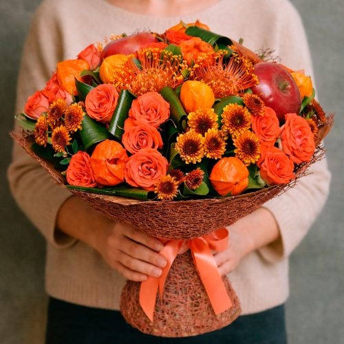 Флористический букет «Огненный вихрь»
